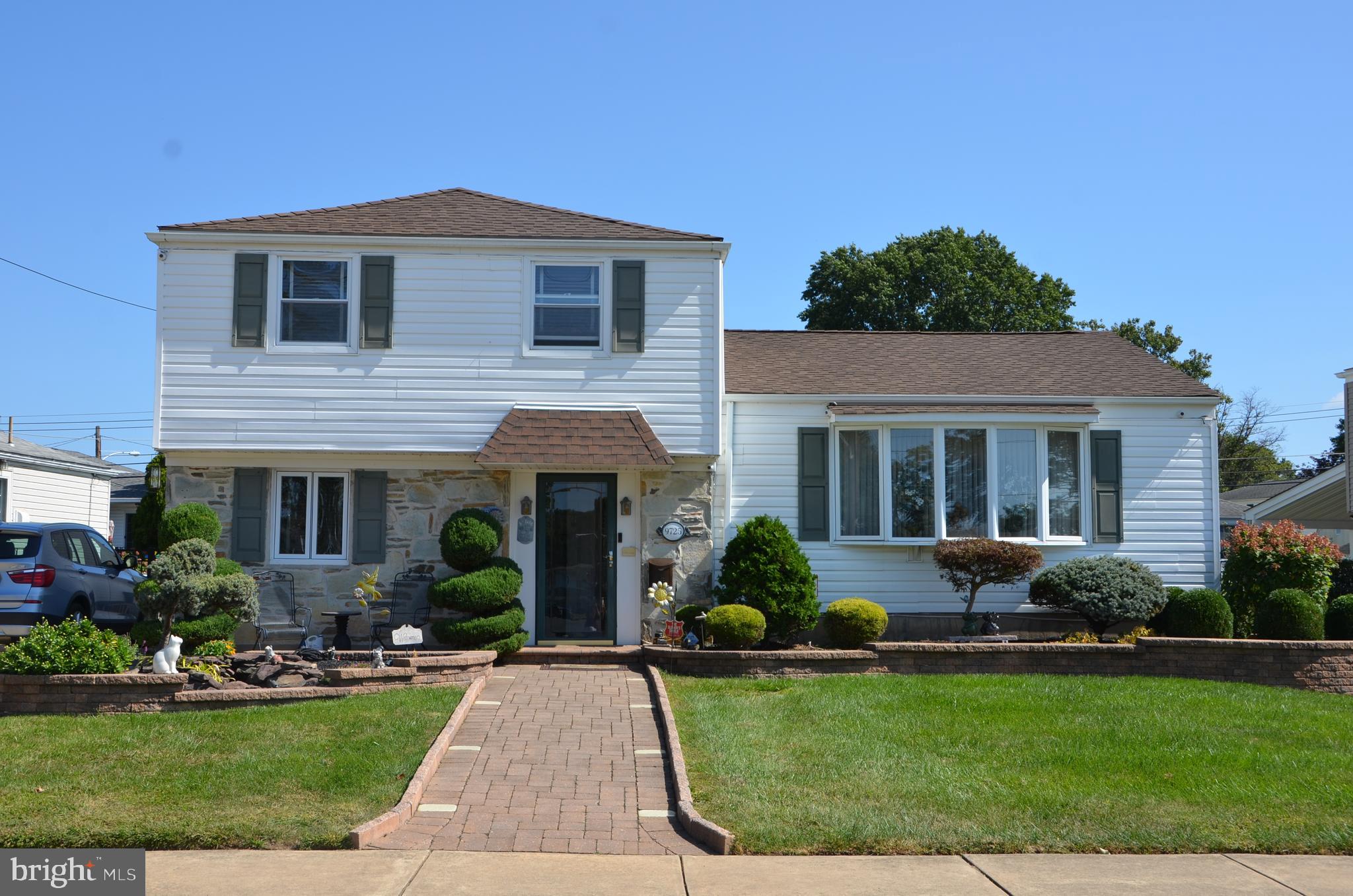9725 Glenhope Road Philadelphia, PA 19115 - Photo 5 of 49