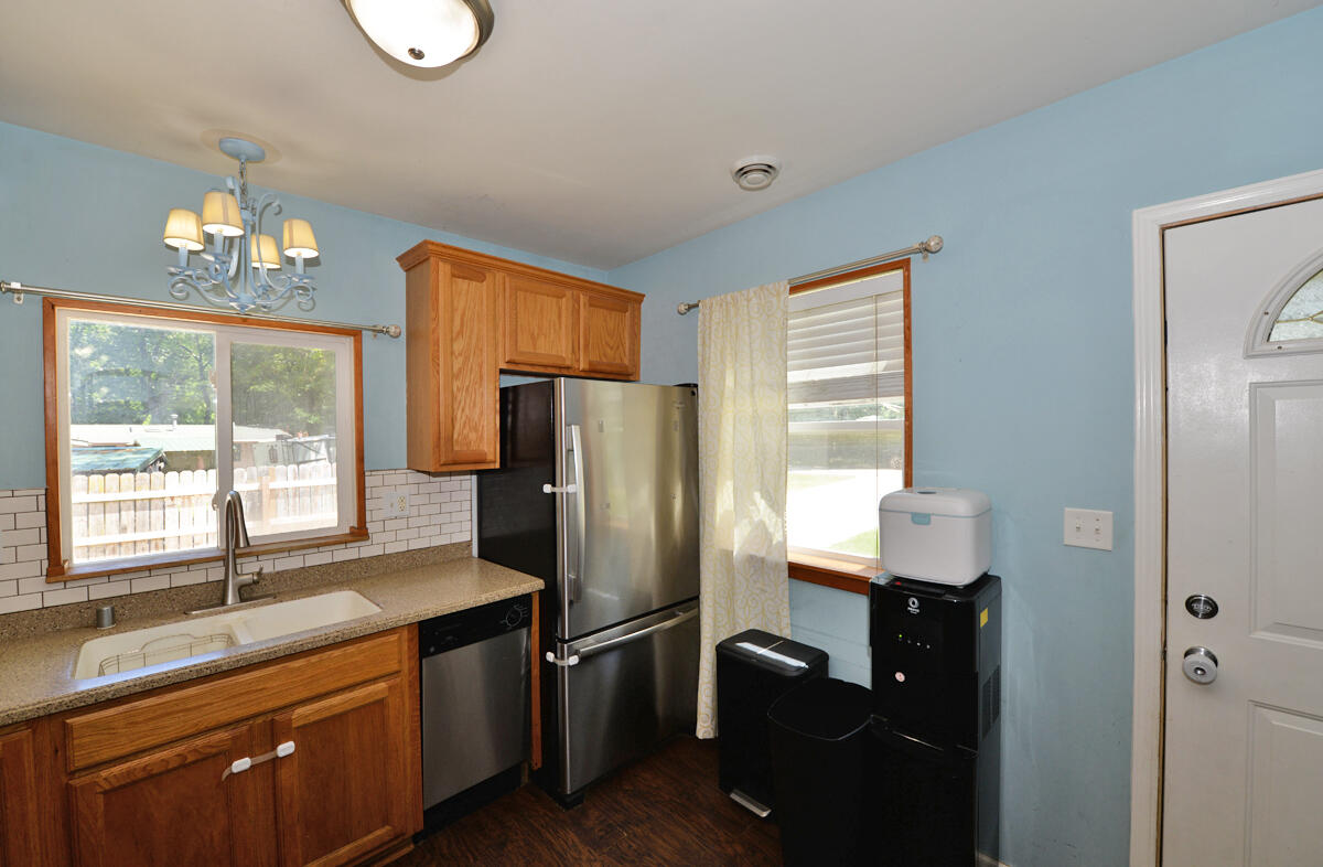2513 Mason Street Delavan, WI 53115 - Photo 8 of 36 108