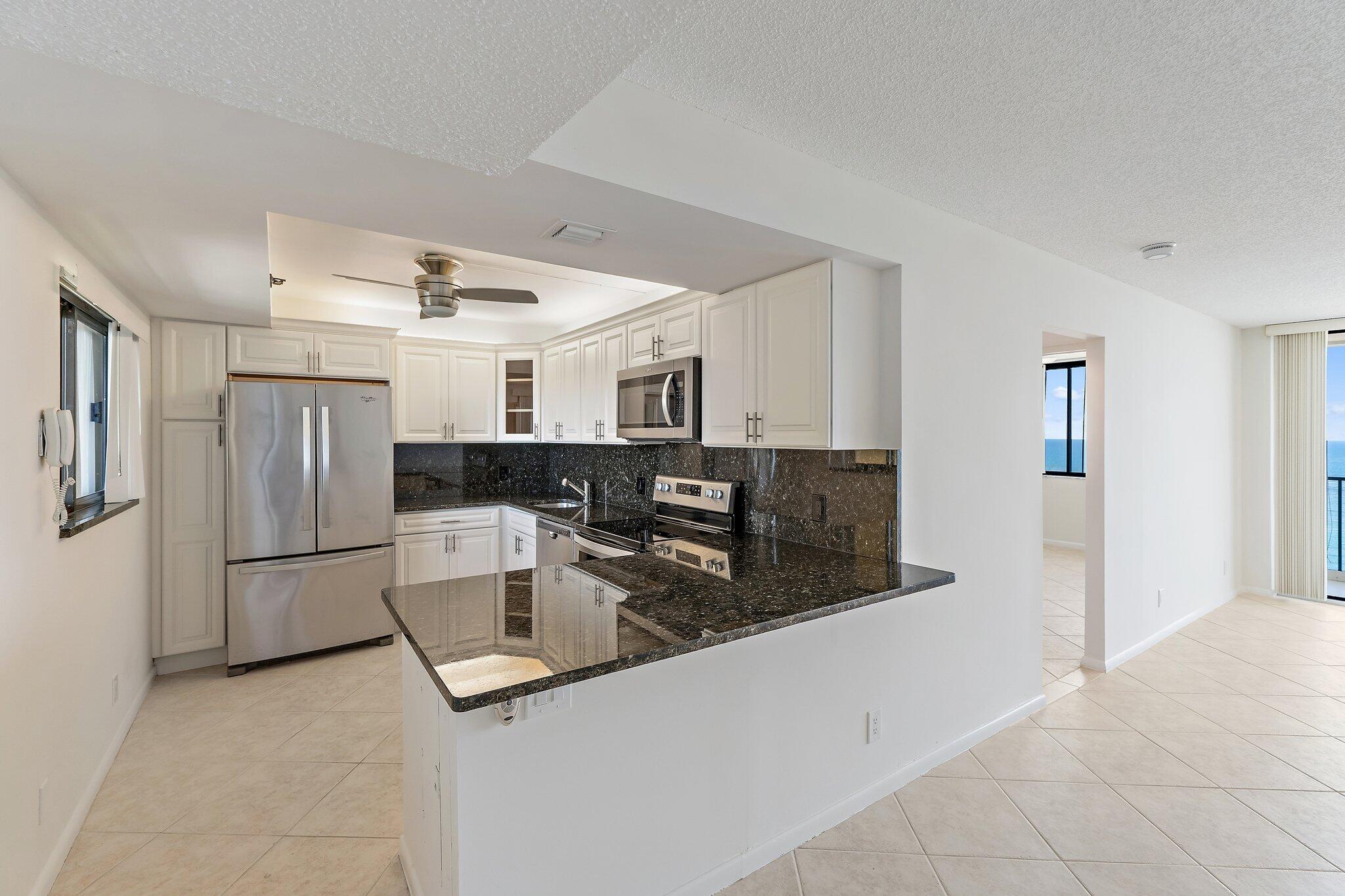 300 Ocean Trail Way, Unit 1406 Jupiter, FL 33477 - Photo 13 of 42 009-300OceanTrailWay-Jupiter-SMALL