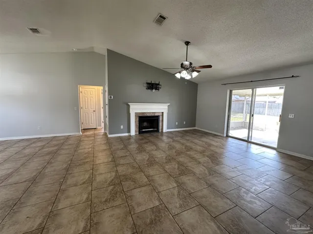 $1,950 | 1519 Oakleigh Court, Pensacola, FL 32506