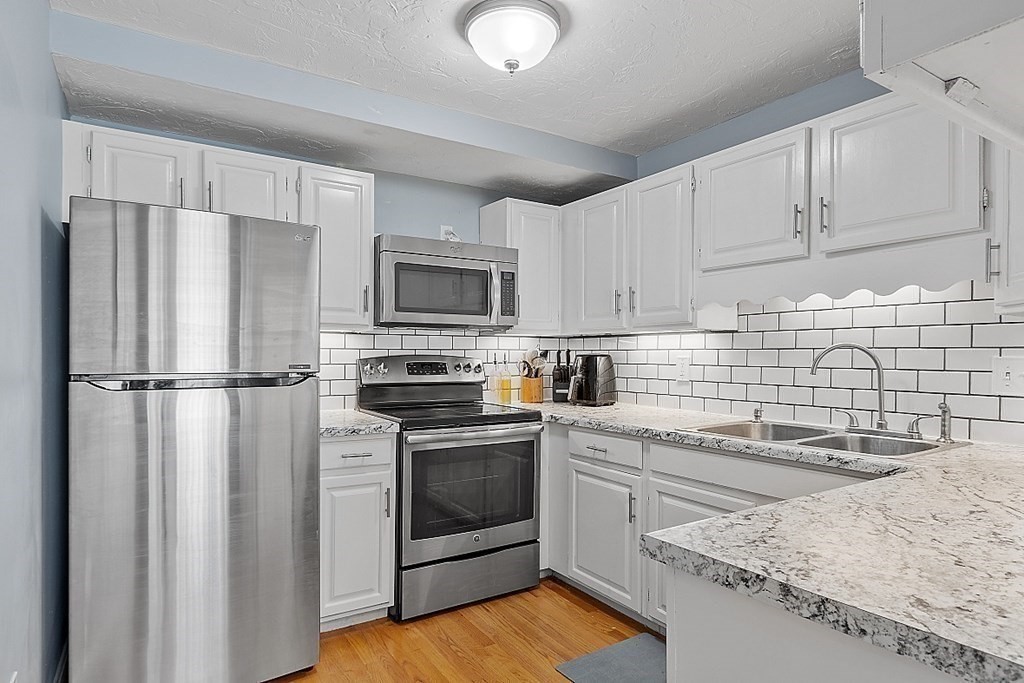 55 Tinson Road, Unit 7 Quincy, MA 02169 - Photo 8 of 19 Gallery Image 8
