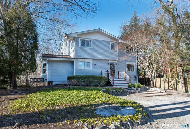$745,000 | 20 Rita Road, Ridgefield, CT 06877