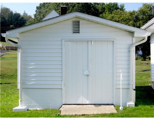 3852 Mt Pleasant Road Mount Pleasant, PA 15666 - Photo 8 of 11 Storage.