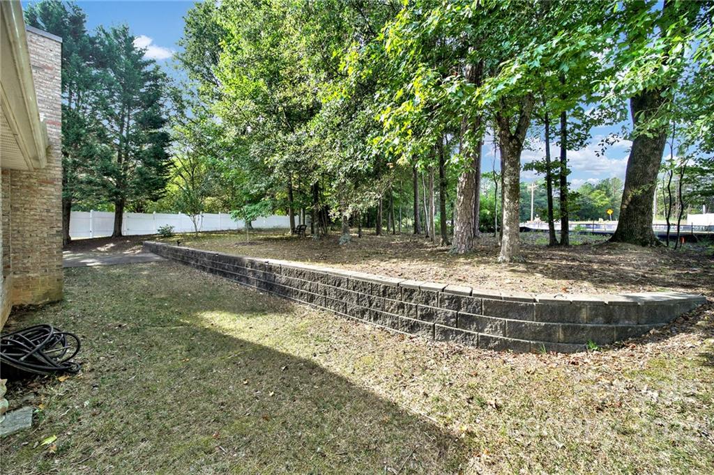 311 Briarberry Court Fort Mill, SC 29708 - Photo 29 of 35 Gallery Image 29