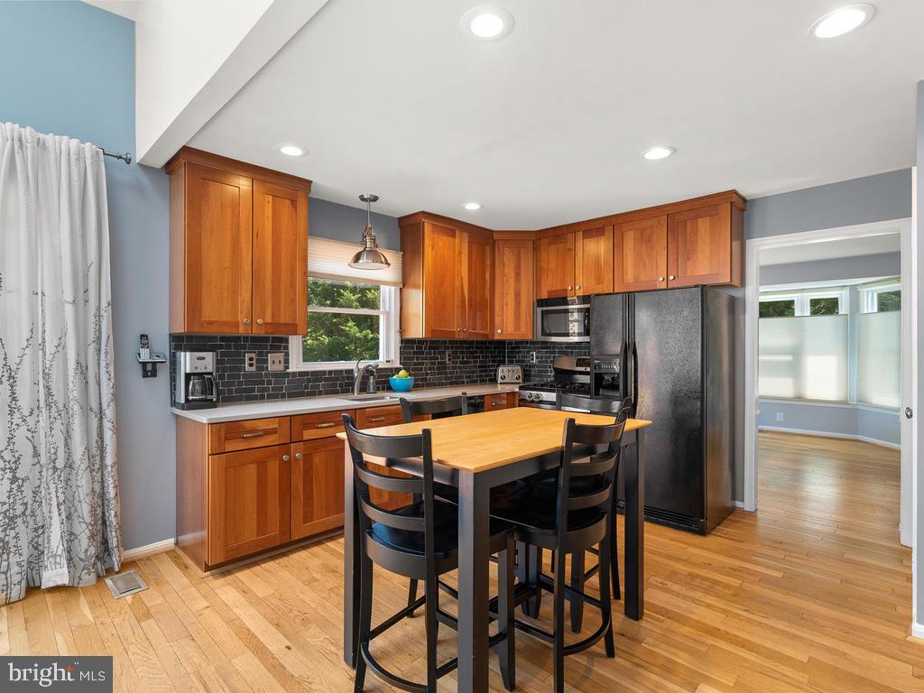 17323 Buehler Road Olney, MD 20832 - Photo 23 of 51 Gallery Image 23