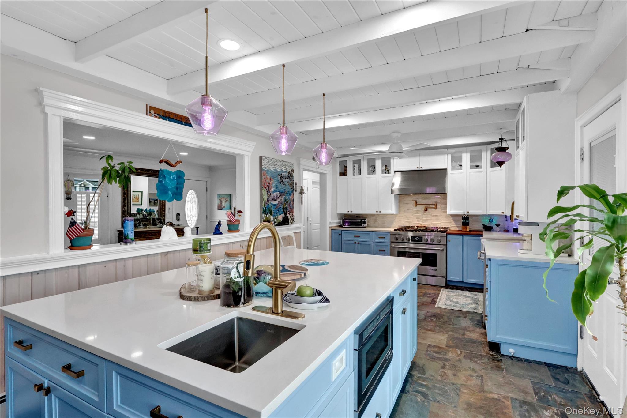 31 Roneck Court Shirley, NY 11967 - Photo 18 of 31