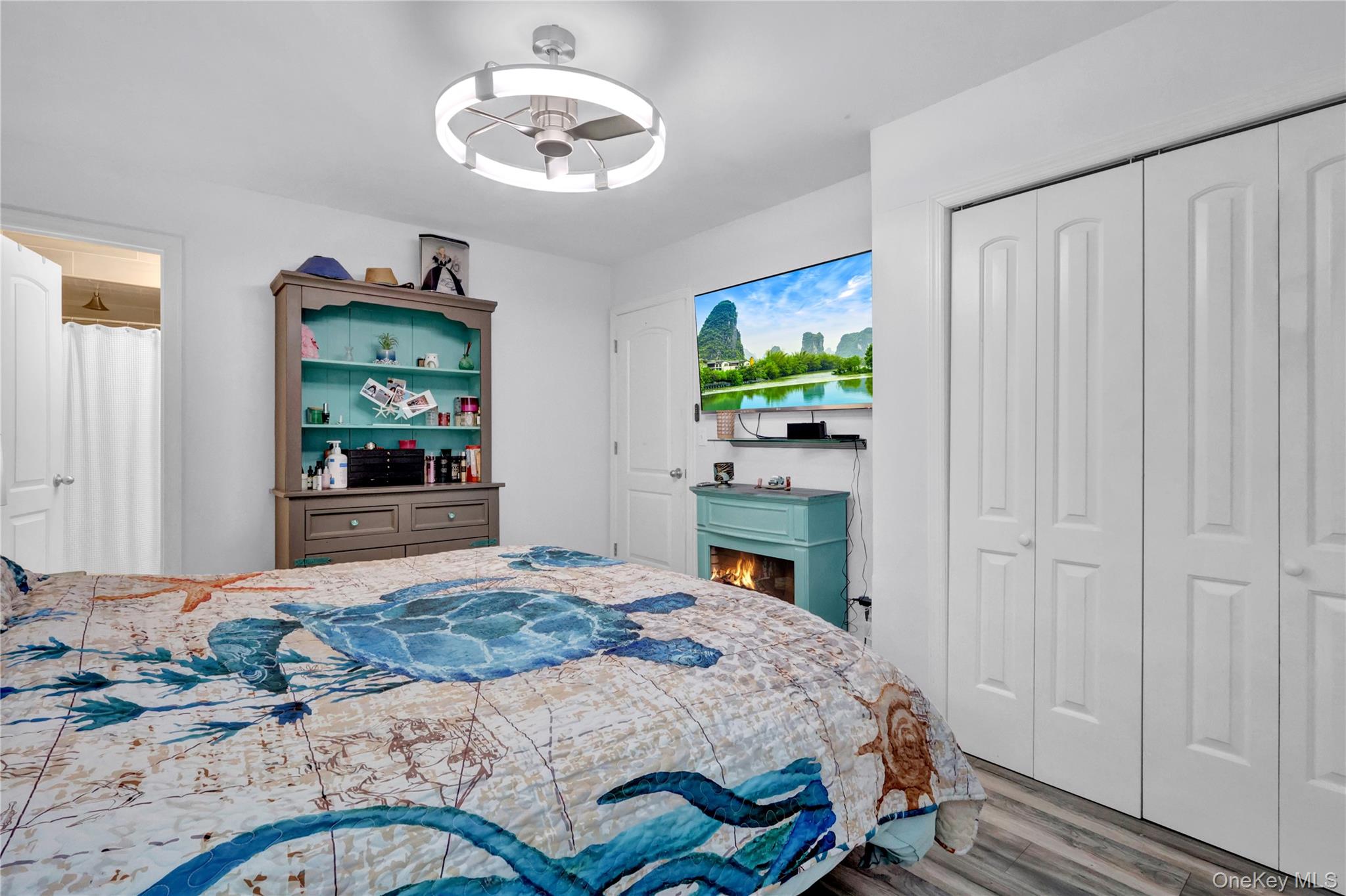 31 Roneck Court Shirley, NY 11967 - Photo 10 of 31