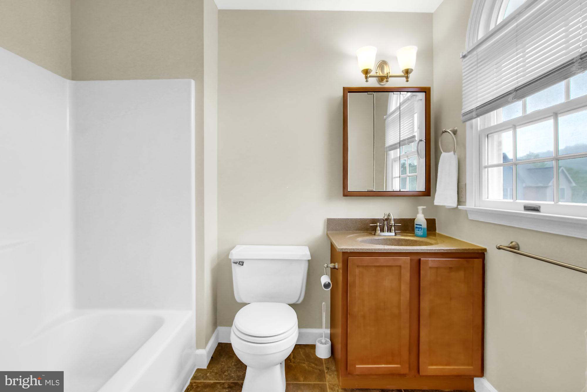 1915 Deer Path Road Harrisburg, PA 17110 - Photo 8 of 18 Gallery Image 8
