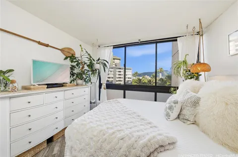 $335,000 | 300 Wai Nani Way, Unit II718, Honolulu, HI 96815