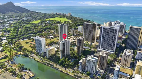 $335,000 | 300 Wai Nani Way, Unit II718, Honolulu, HI 96815