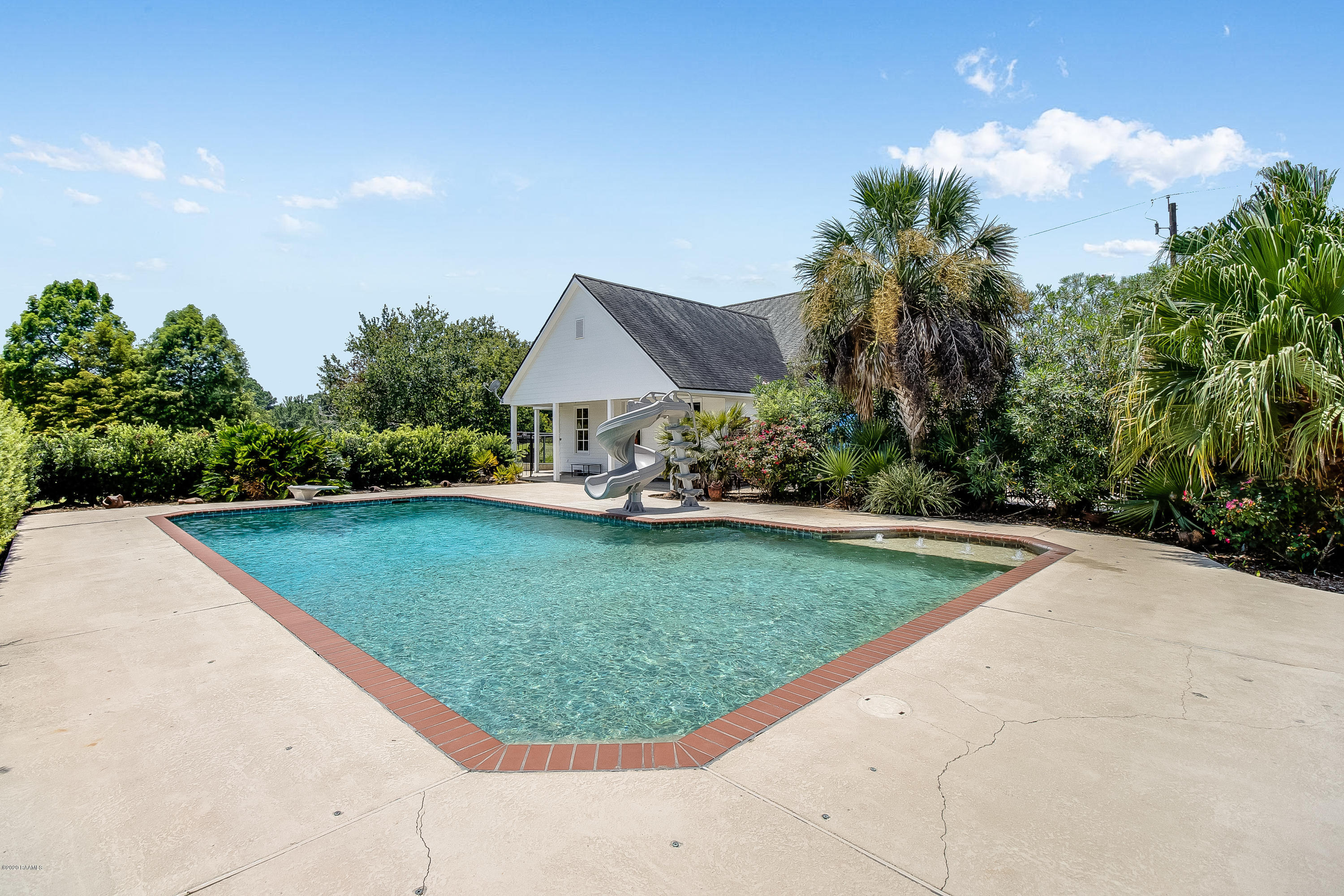 5219 Rip Van Winkle Road New Iberia, LA 70560 - Photo 21 of 30 Gallery Image 21