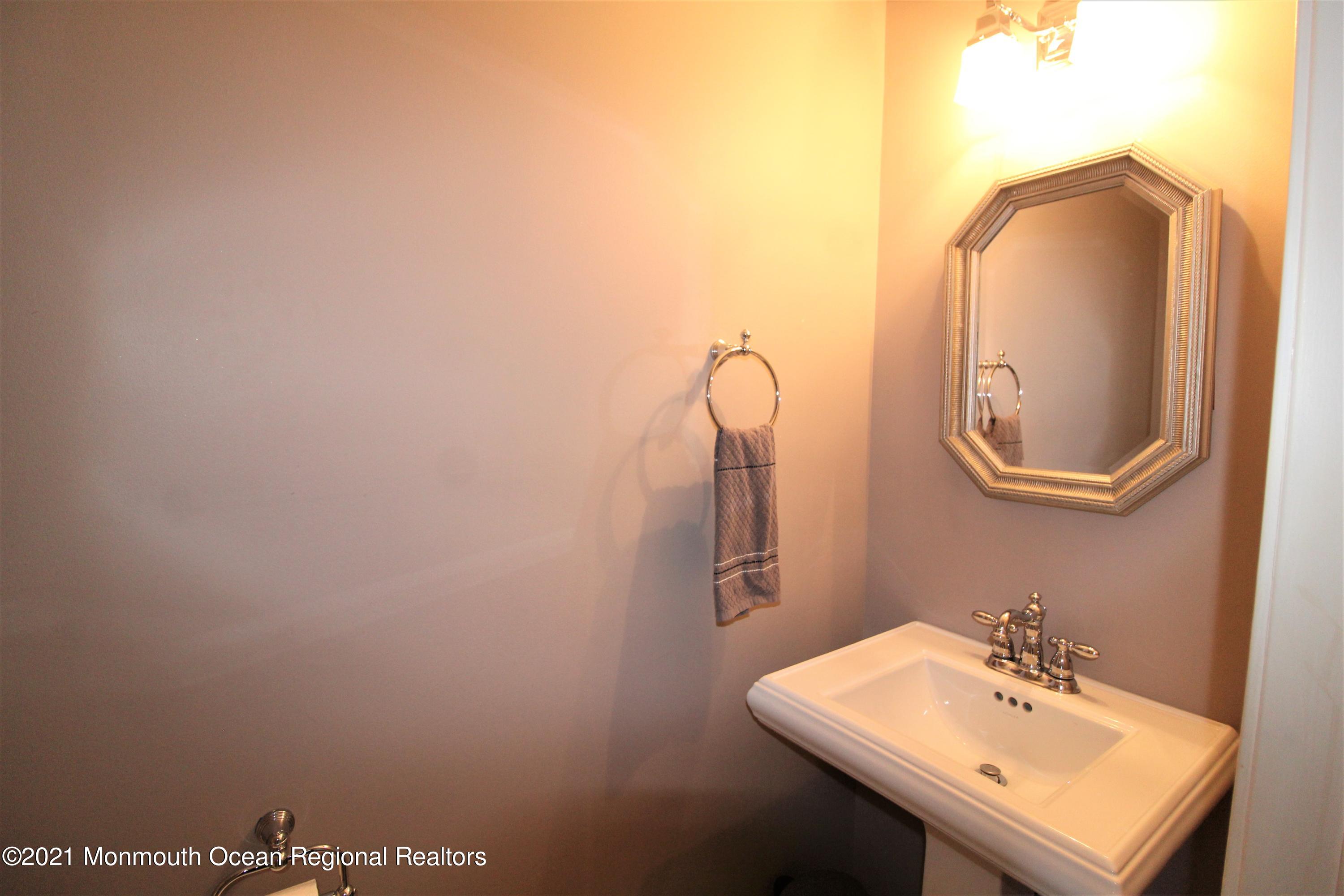 32 Alpine Road, Unit 173 Holmdel, NJ 07733 - Photo 11 of 25 IMG_6654