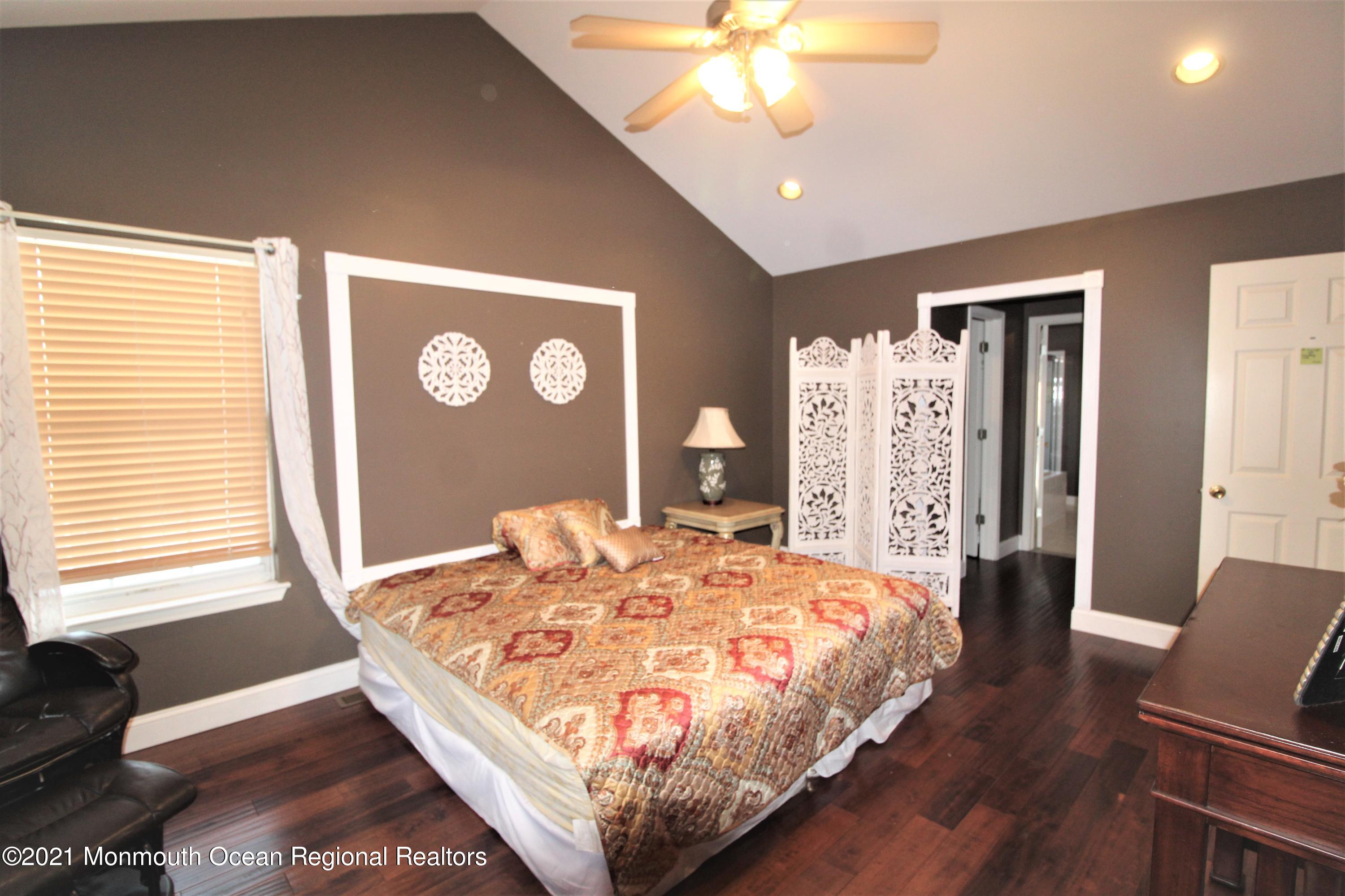 32 Alpine Road, Unit 173 Holmdel, NJ 07733 - Photo 16 of 25 IMG_6669