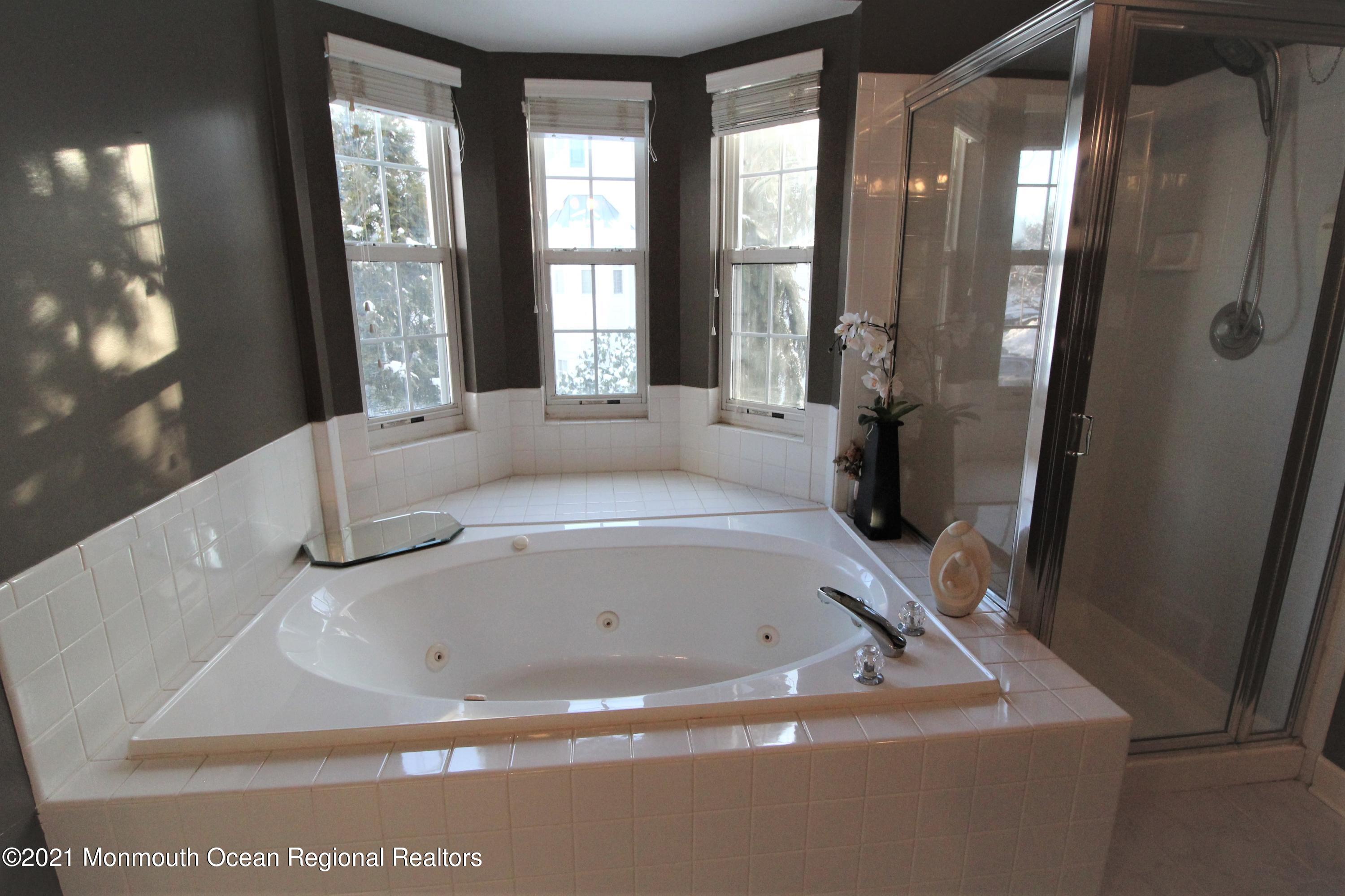 32 Alpine Road, Unit 173 Holmdel, NJ 07733 - Photo 18 of 25 IMG_6676