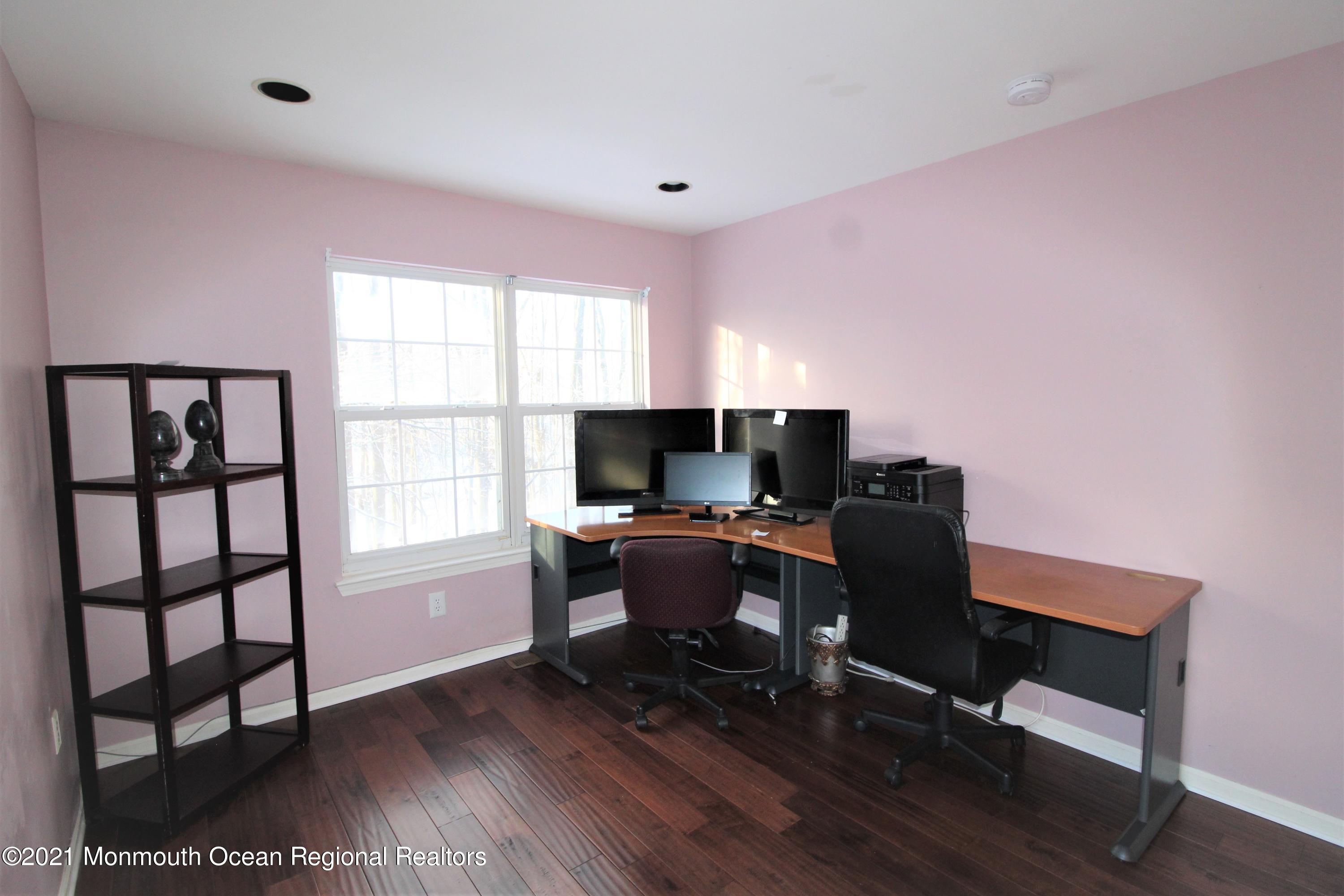 32 Alpine Road, Unit 173 Holmdel, NJ 07733 - Photo 22 of 25 IMG_6656