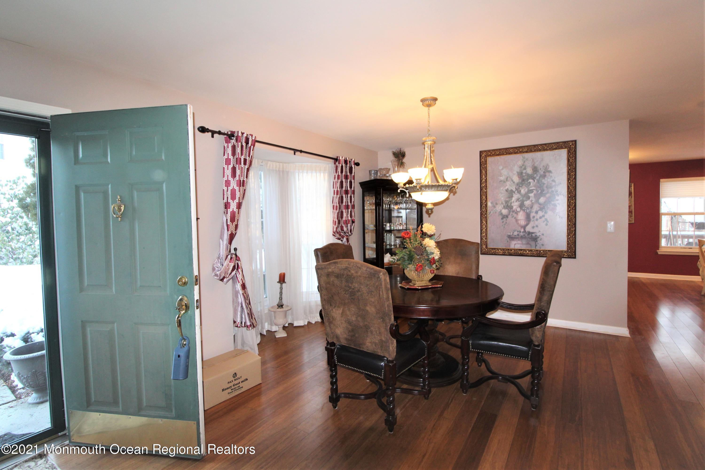 32 Alpine Road, Unit 173 Holmdel, NJ 07733 - Photo 4 of 25 IMG_6690