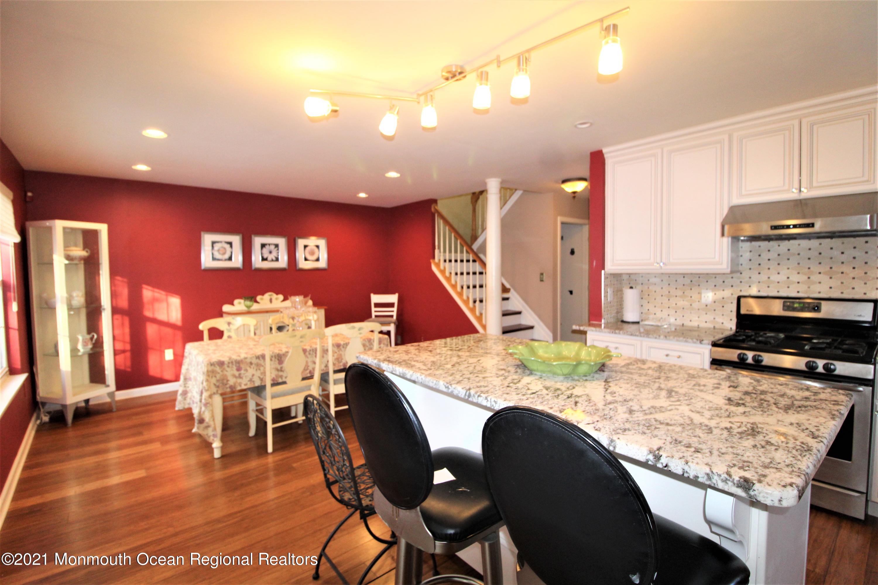 32 Alpine Road, Unit 173 Holmdel, NJ 07733 - Photo 10 of 25 IMG_6651