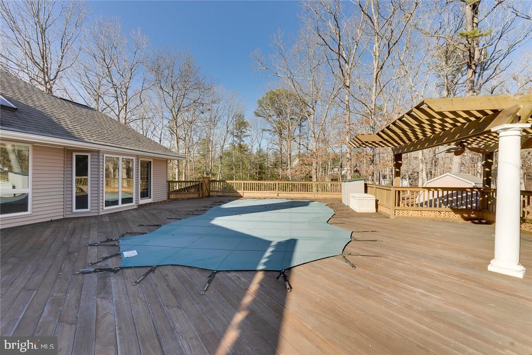 8 Ranch Boulevard Manahawkin, NJ 08050 - Photo 29 of 33 Gallery Image 29