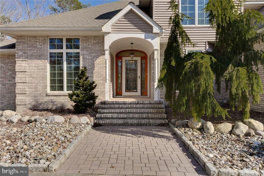 8 Ranch Boulevard Manahawkin, NJ 08050 - Photo 4 of 33 Gallery Image 4