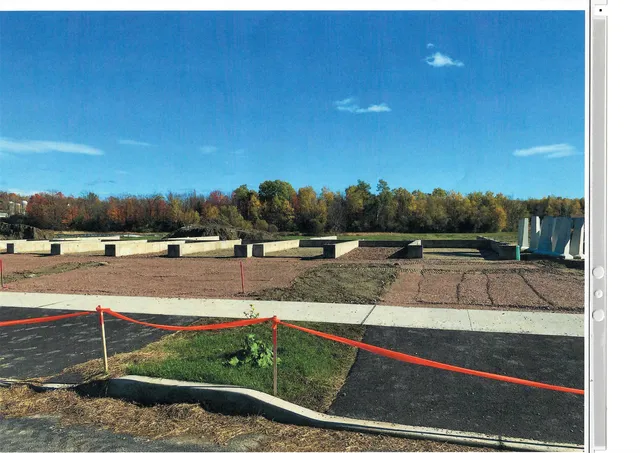 $399,900 | 293 Kourebanus Drive, Unit BLDG 17, Williston, VT 05495