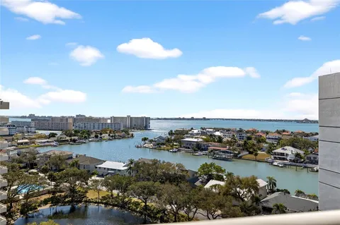 $575,000 | 5950 Pelican Bay Plaza South, Unit 2E, Gulfport, FL 33707