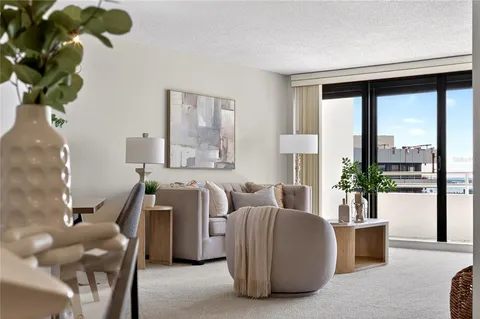 $575,000 | 5950 Pelican Bay Plaza South, Unit 2E, Gulfport, FL 33707