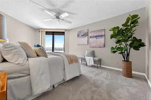 $575,000 | 5950 Pelican Bay Plaza South, Unit 2E, Gulfport, FL 33707