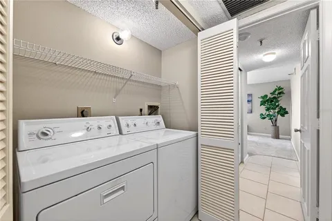 $575,000 | 5950 Pelican Bay Plaza South, Unit 2E, Gulfport, FL 33707