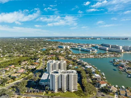 $575,000 | 5950 Pelican Bay Plaza South, Unit 2E, Gulfport, FL 33707