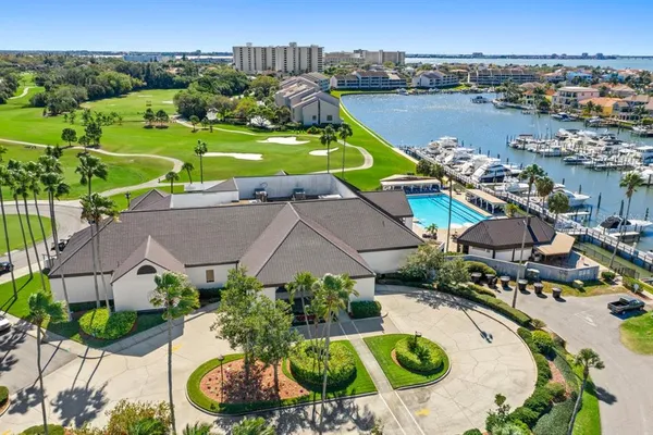 $575,000 | 5950 Pelican Bay Plaza South, Unit 2E, Gulfport, FL 33707