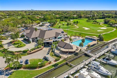 $575,000 | 5950 Pelican Bay Plaza South, Unit 2E, Gulfport, FL 33707