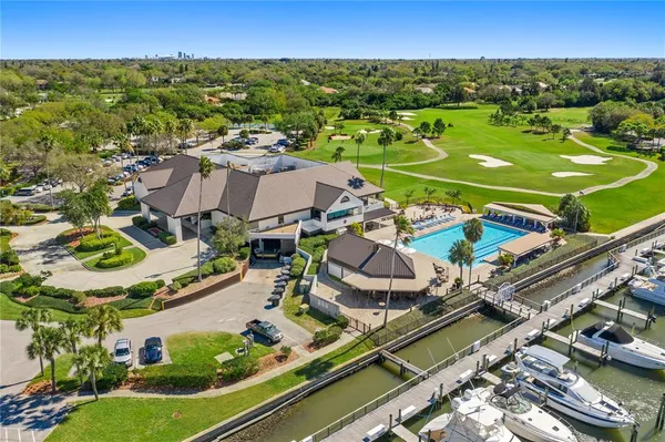 $575,000 | 5950 Pelican Bay Plaza South, Unit 2E, Gulfport, FL 33707