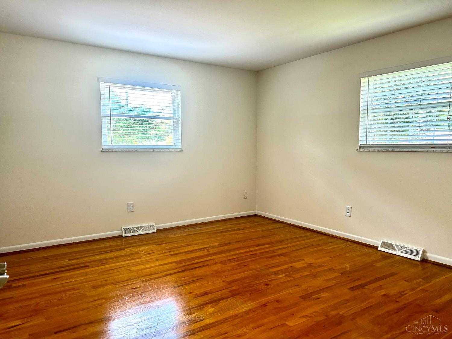 602 Waycross Road Forest Park, OH 45240 - Photo 13 of 29