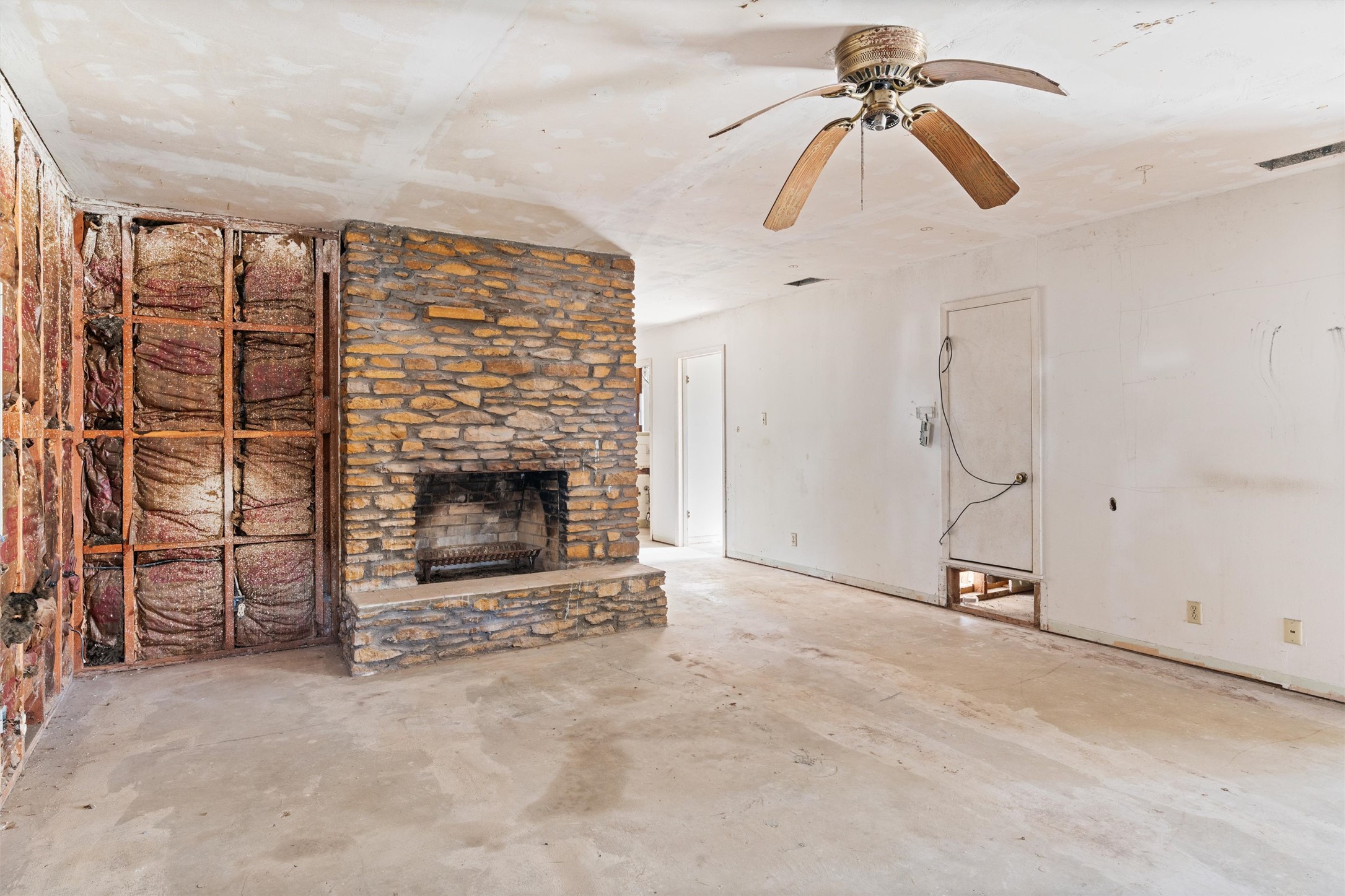 43 Morgan's Point Boulevard Belton, TX 76513 - Photo 8 of 28