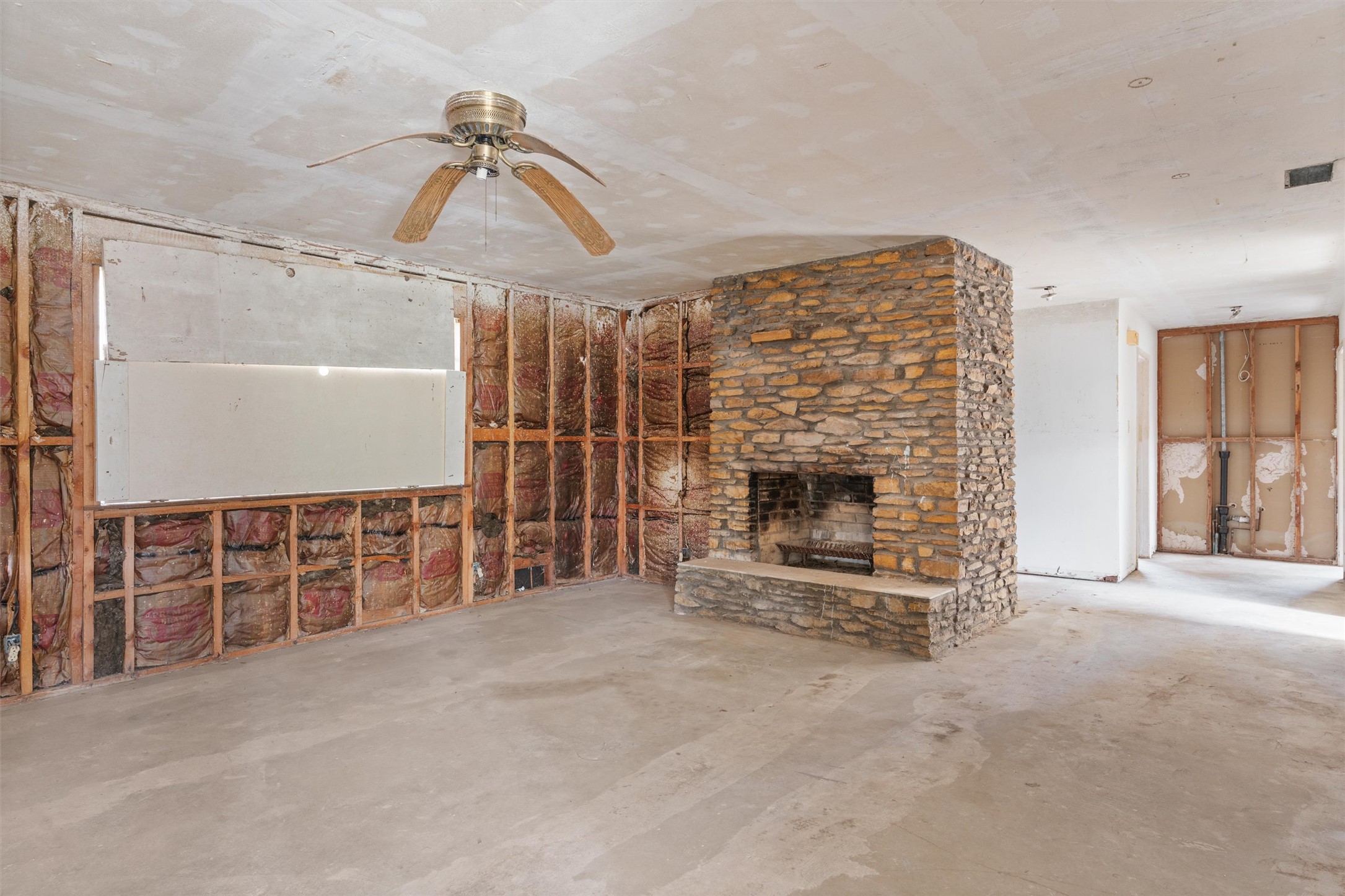 43 Morgan's Point Boulevard Belton, TX 76513 - Photo 9 of 28