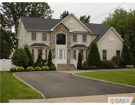310 Rahway Road Edison, NJ 08820 - Photo 1 of 22 Gallery Image 1
