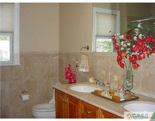310 Rahway Road Edison, NJ 08820 - Photo 13 of 22 Gallery Image 13