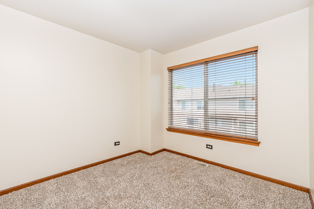 2593 Canyon Drive Plainfield, IL 60586 - Photo 11 of 25