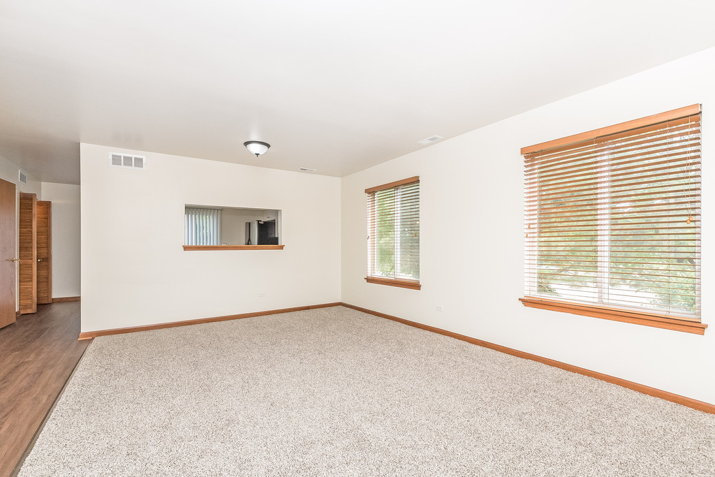 2593 Canyon Drive Plainfield, IL 60586 - Photo 6 of 25