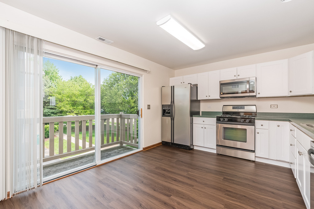 2593 Canyon Drive Plainfield, IL 60586 - Photo 7 of 25