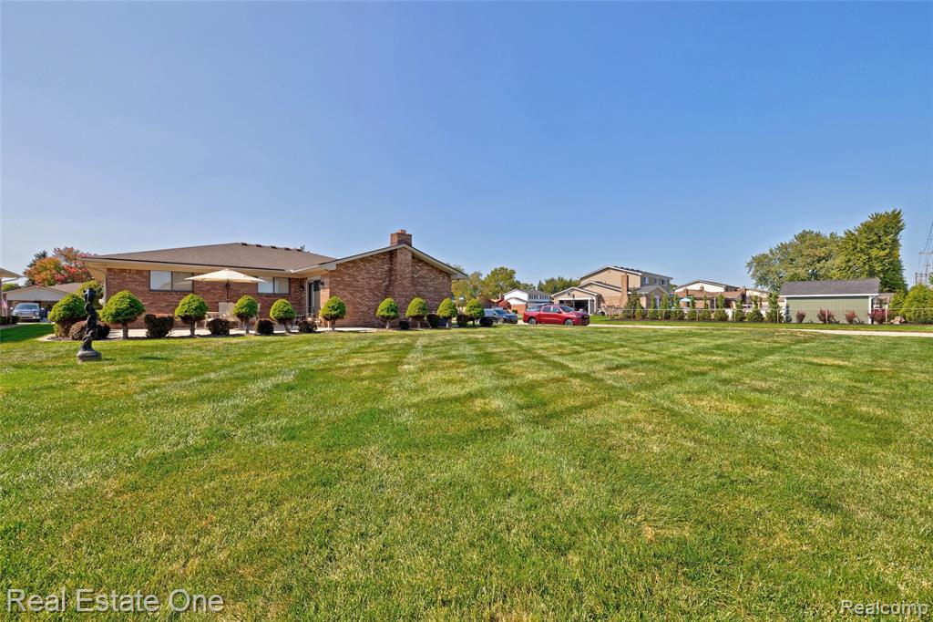 38756 Cheldon Street Clinton Township, MI 48038 - Photo 48 of 49