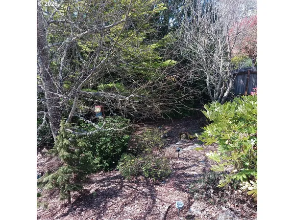 $579,000 | 1674 Olympia Court Northwest, Salem, OR 97304