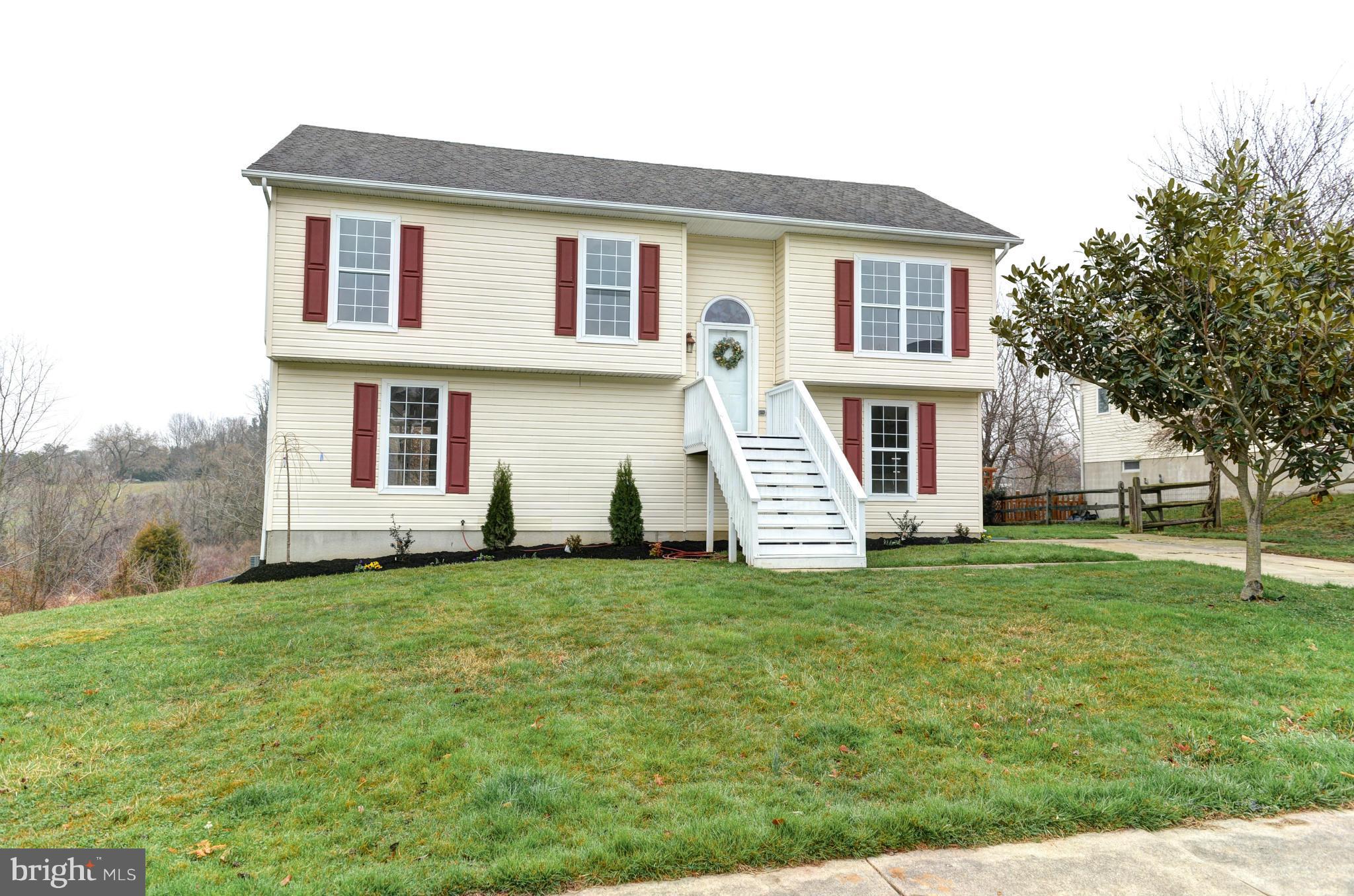 201 Mason Runn Lane Rising Sun, MD 21911 - Photo 2 of 19 Exterior (Front)