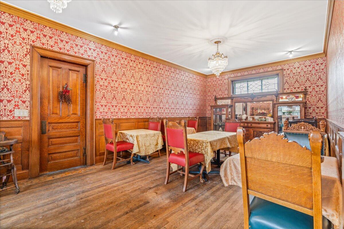 461 5th Street Manistee, MI 49660 - Photo 31 of 89 Large formal dining area