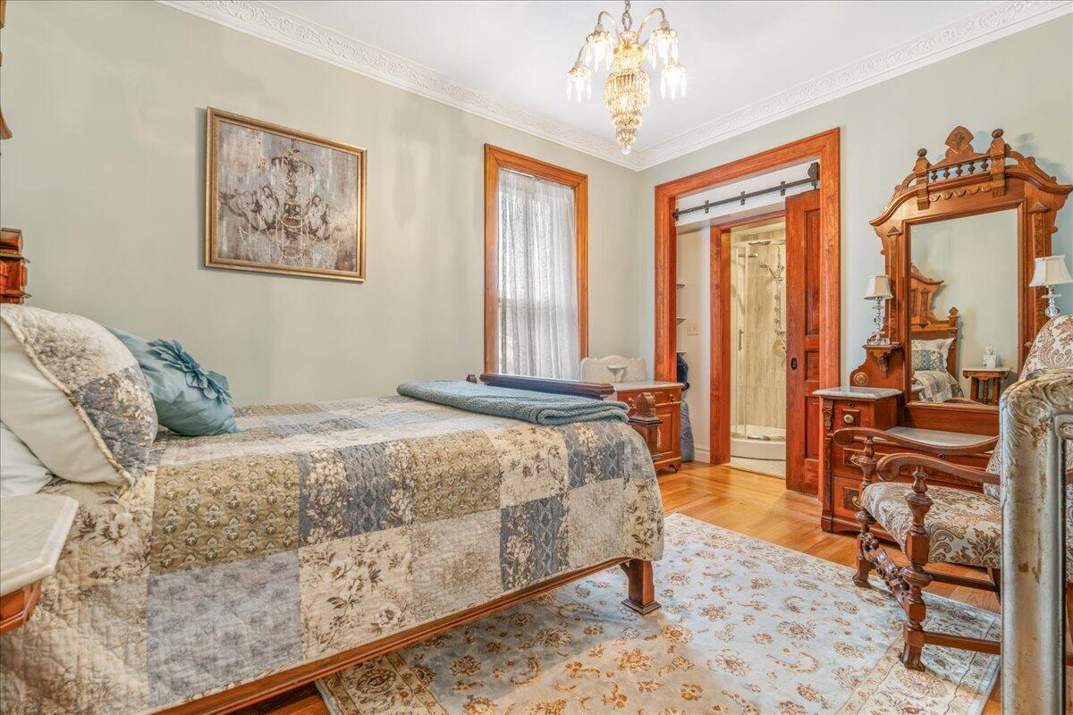 461 5th Street Manistee, MI 49660 - Photo 59 of 89 Ensuite bedroom #4