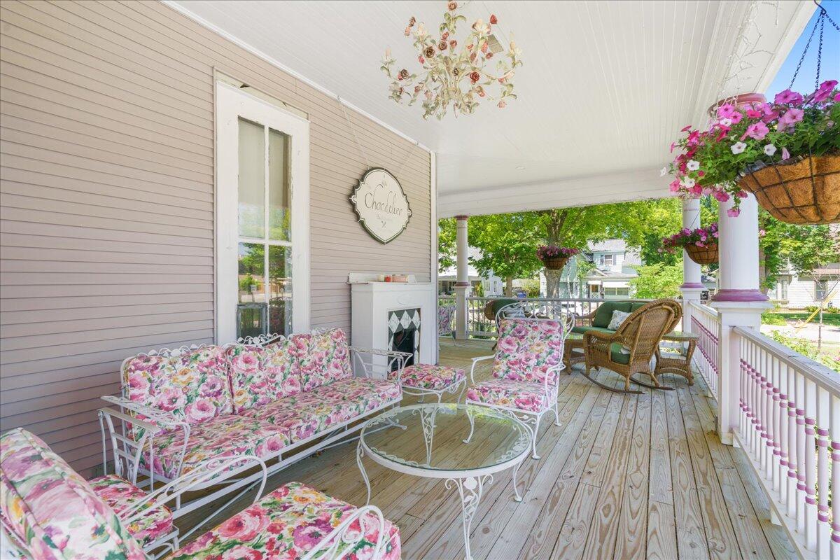 461 5th Street Manistee, MI 49660 - Photo 7 of 89 Amazing place for entertaining