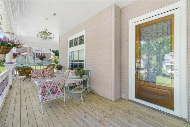 $699,000 | 461 5th Street, Manistee, MI 49660