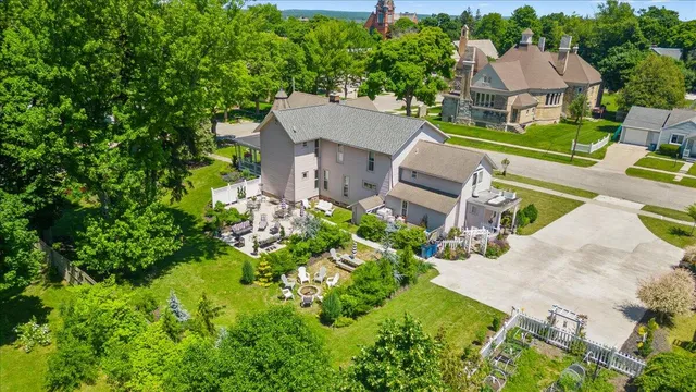 $699,000 | 461 5th Street, Manistee, MI 49660