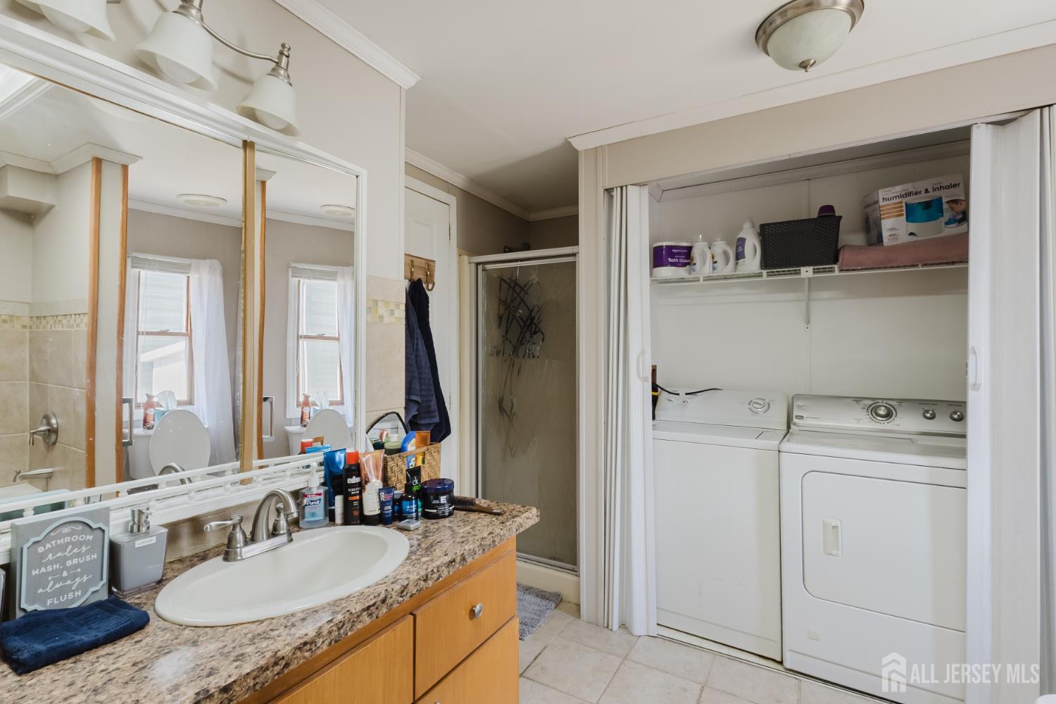 37 Emerson Road North Brunswick, NJ 08902 - Photo 13 of 17 Gallery Image 13