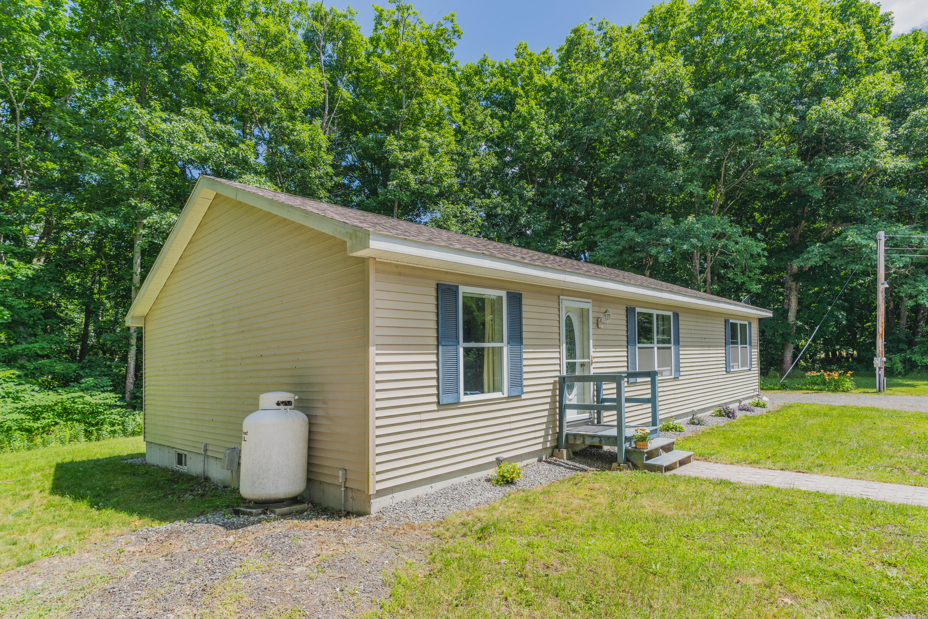 341 White Road Bowdoinham, ME 04008 - Photo 10 of 81 341 White Road Bowdoinham 010
